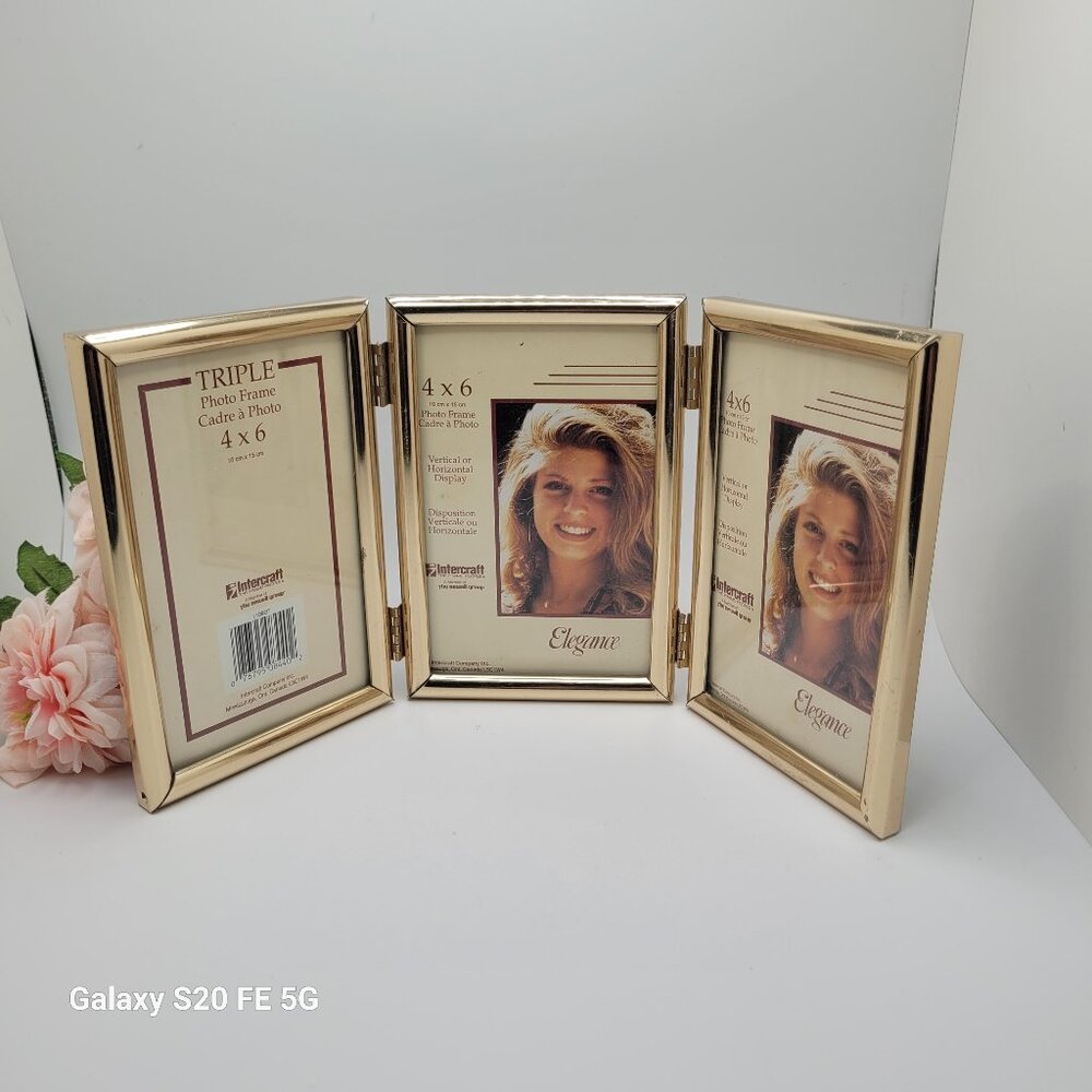 VTG Tri-Fold 3 Picture Frame Ornate Gold Tone Hinged Metal Triple 4 X 6 Photos